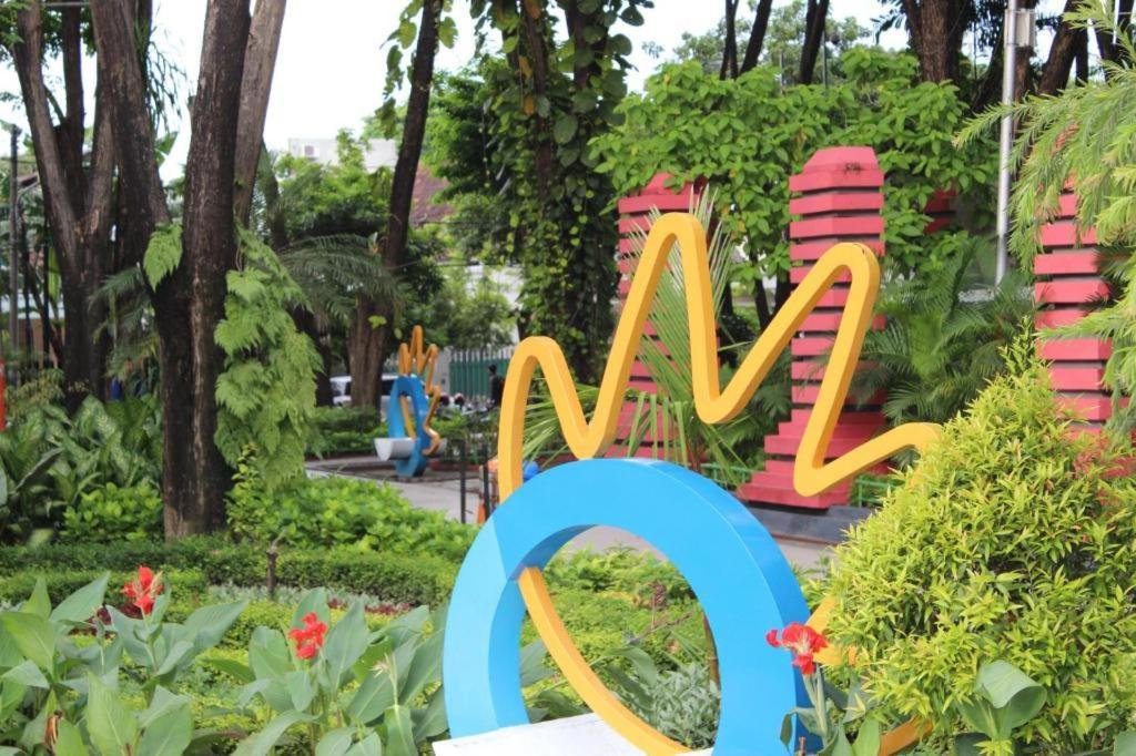 Jawa 22 Hotel And Residence Surabaya Exterior foto