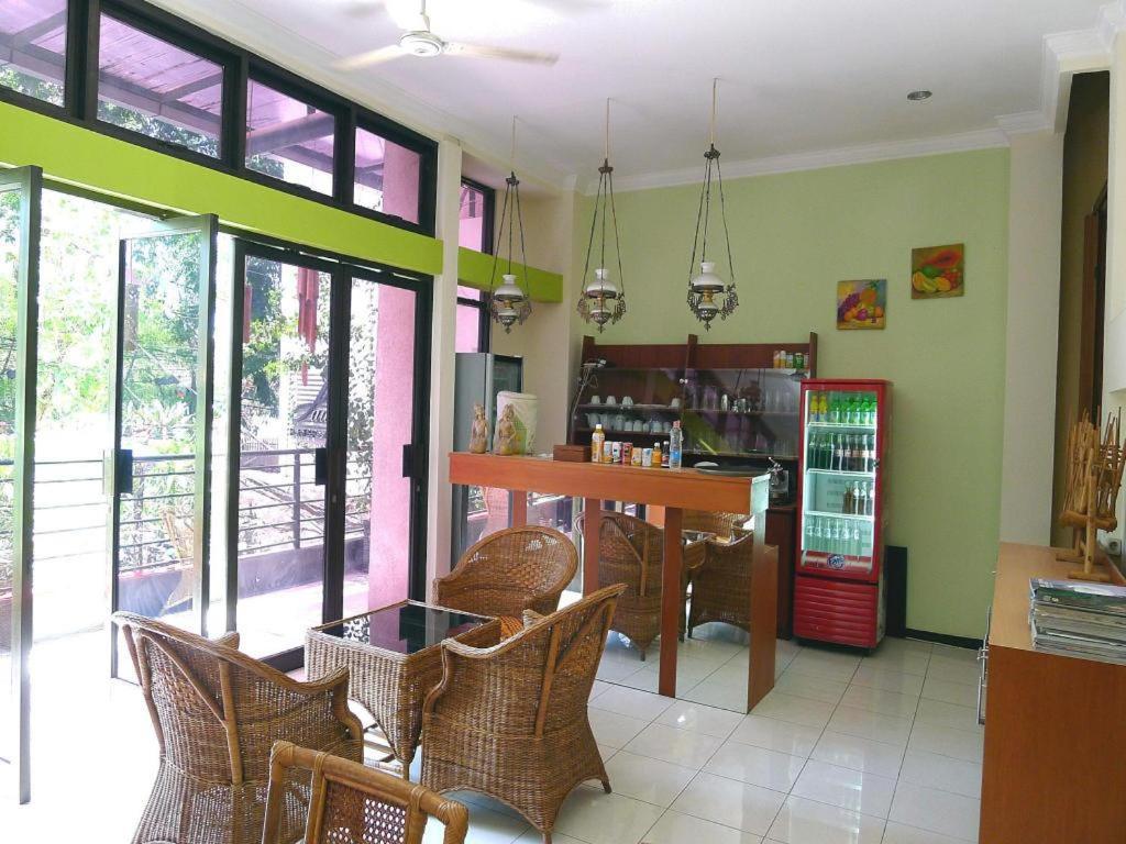 Jawa 22 Hotel And Residence Surabaya Exterior foto